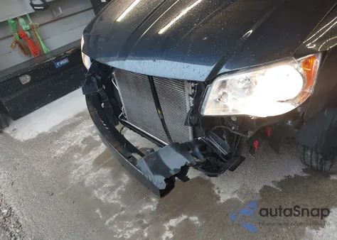 2013 Chrysler Town & Country Touring from USA, damaged, VIN 2C4RC1BG5DR691889